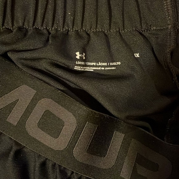 Under Armour shorts 1X - Picture 2 of 5